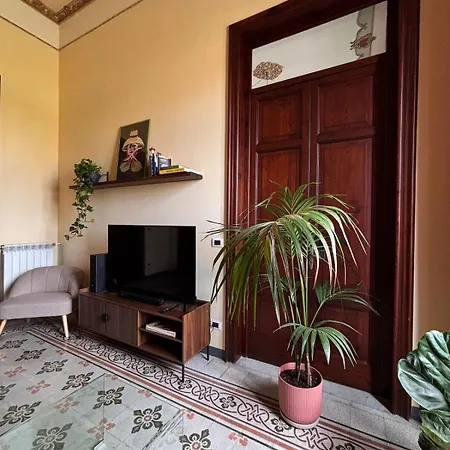 Palazzo Scardina Apartment *